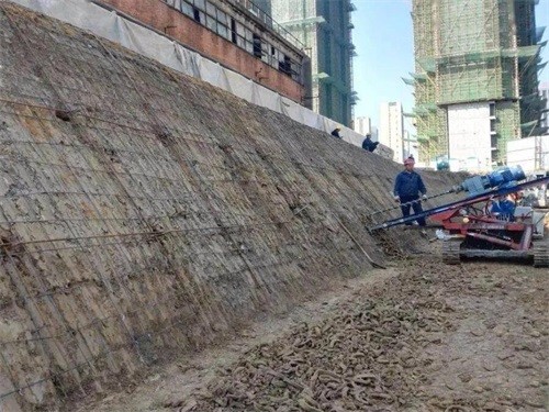 陵川建筑边坡支护